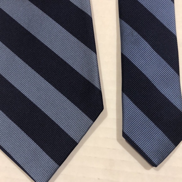 Jos. A. Bank Tie- Blue / Stripe - Picture 3 of 6